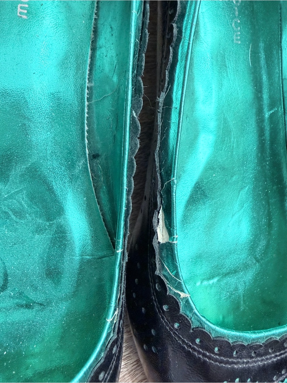 Vintage Irregular Choice Black Pumps with Teal Heart Insets - Picture 2 of 4